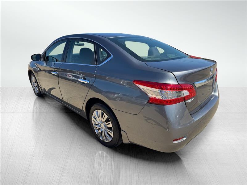 Nissan Sentra S 2015