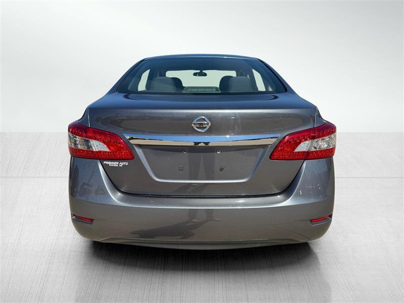 Nissan Sentra S 2015
