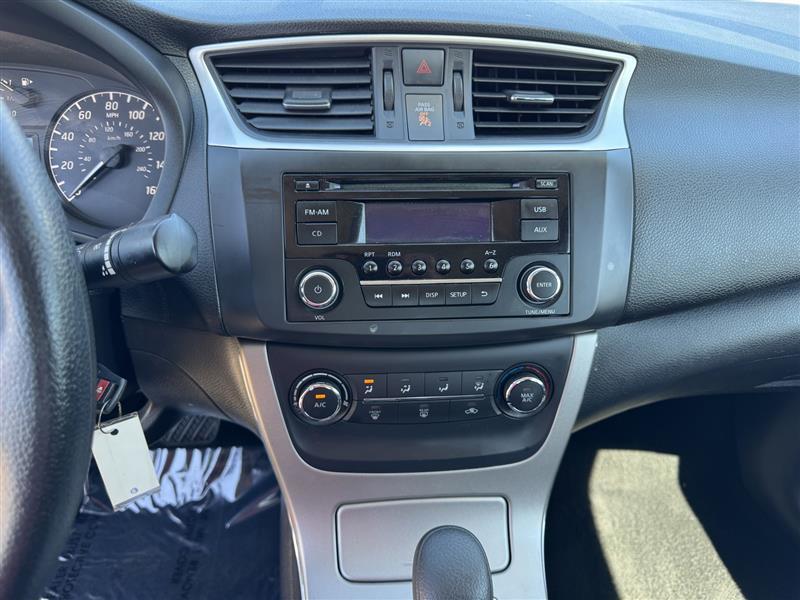 Nissan Sentra S 2015