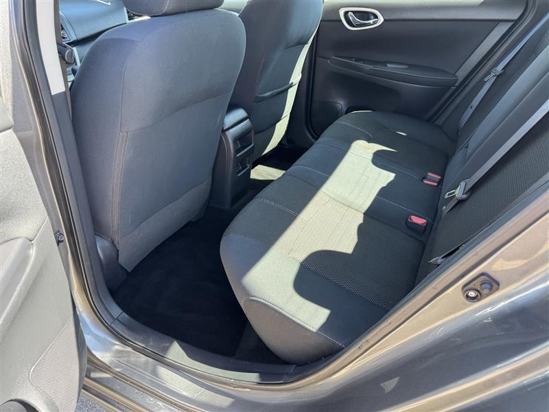 Nissan Sentra S 2015