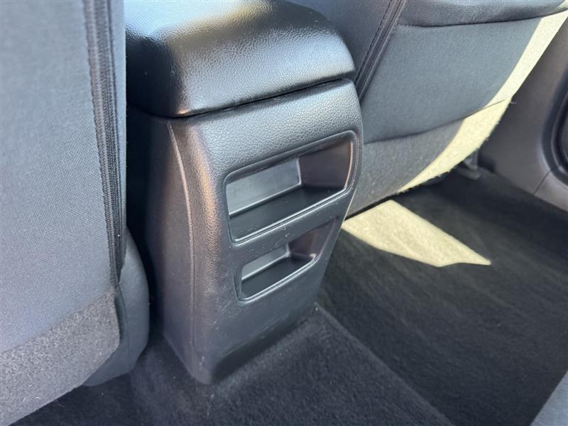 Nissan Sentra S 2015