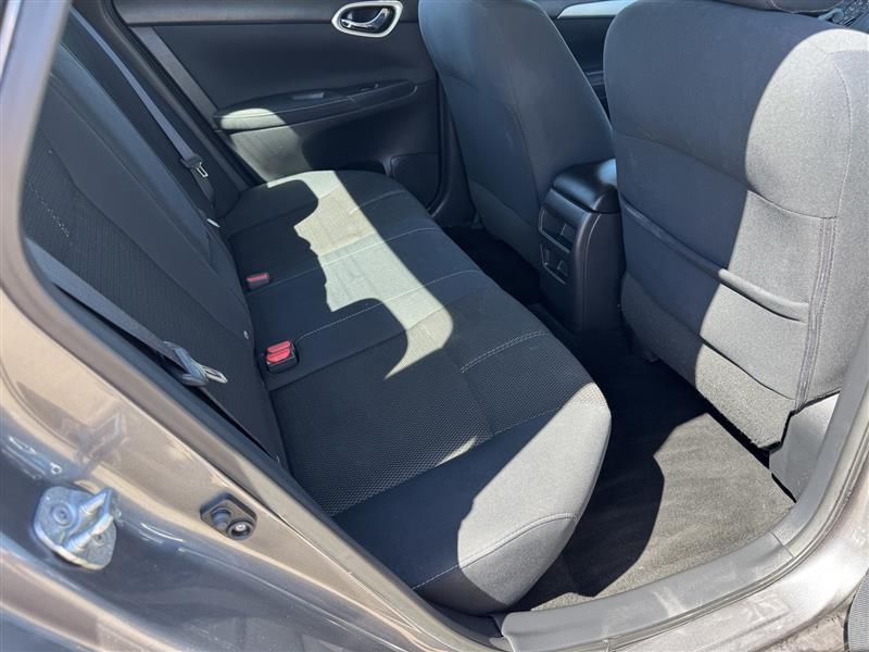 Nissan Sentra S 2015