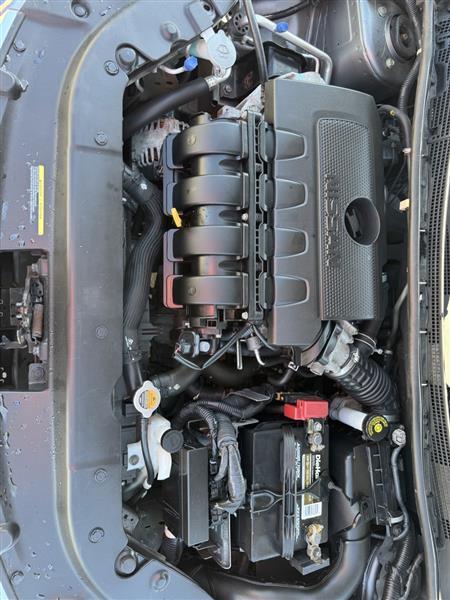 Nissan Sentra S 2015