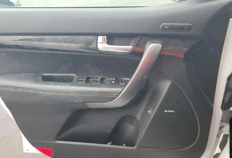 Kia Sorento SX V6 AWD 2014