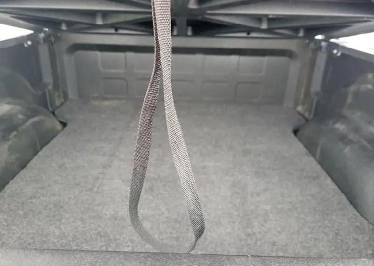 RAM 1500 SPORT SWB 4WD 2015