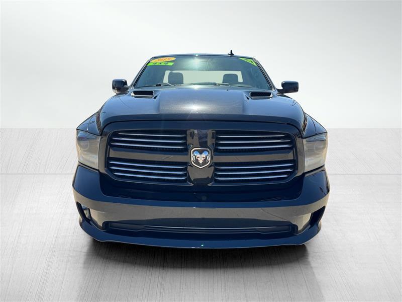 RAM 1500 SPORT SWB 4WD 2015