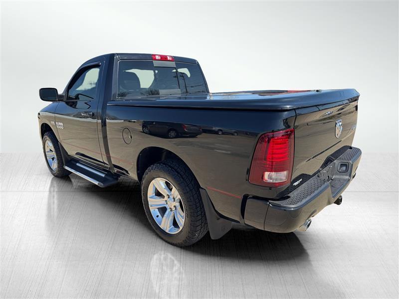 RAM 1500 SPORT SWB 4WD 2015