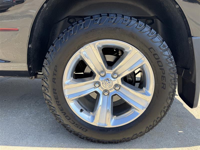 RAM 1500 SPORT SWB 4WD 2015