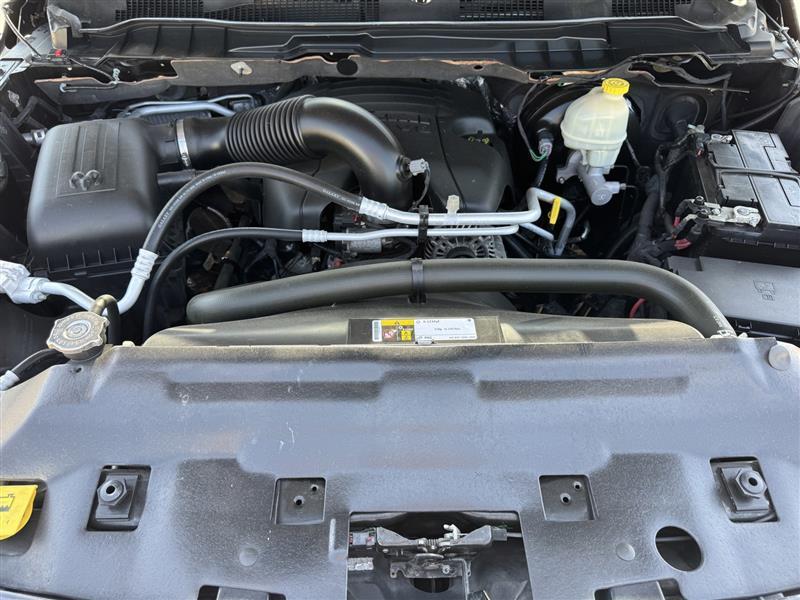 RAM 1500 SPORT SWB 4WD 2015