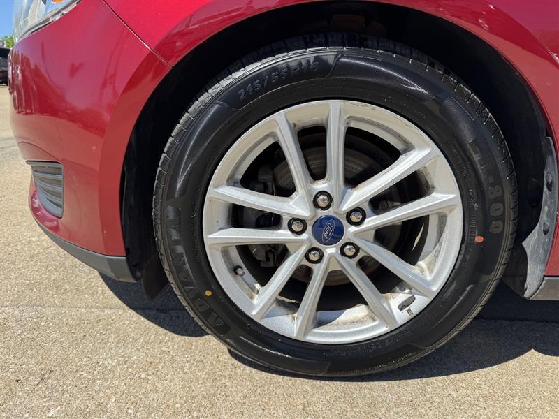 Ford Focus SE Sedan 2017