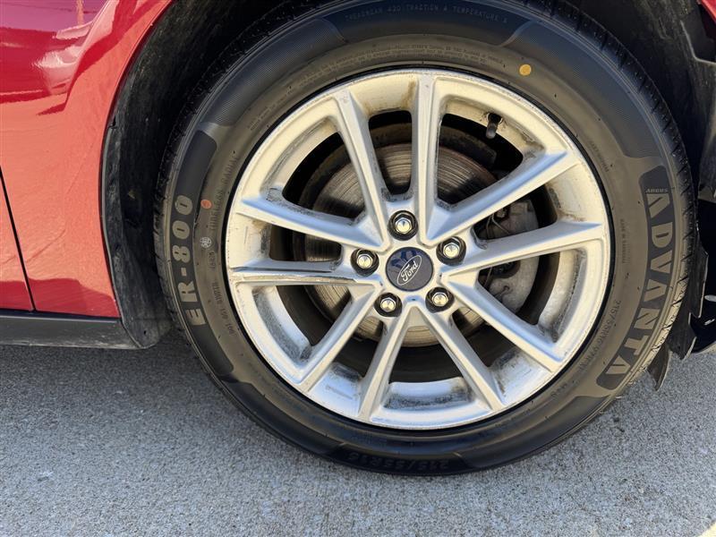 Ford Focus SE Sedan 2017