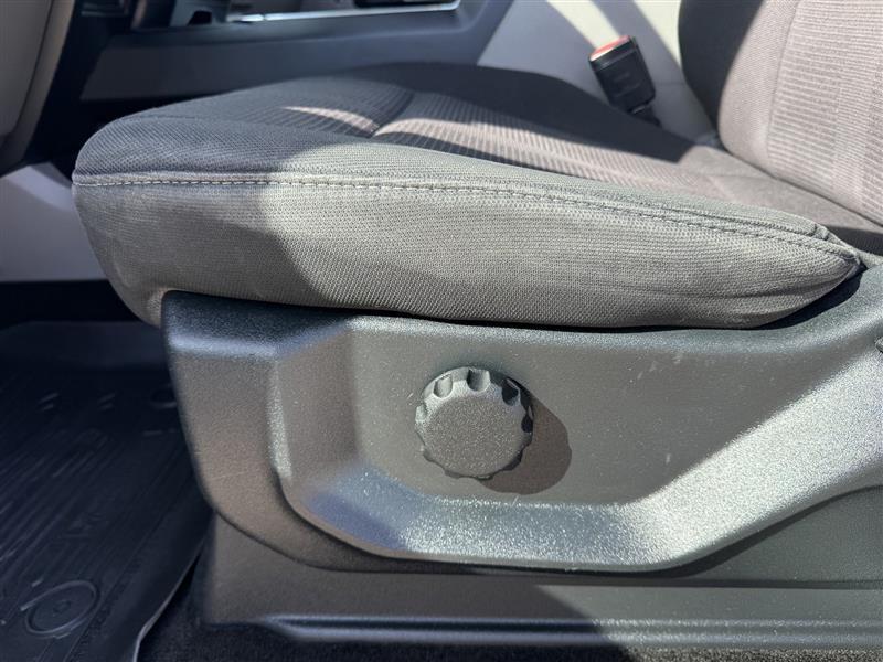 Ford F-150 XL SuperCrew 4WD 2018