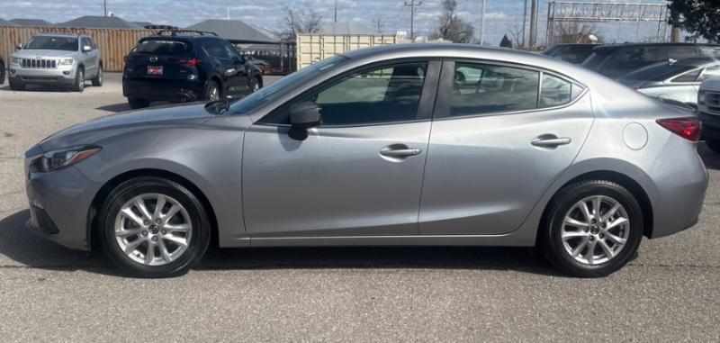 Mazda MAZDA3 i Sport 2016