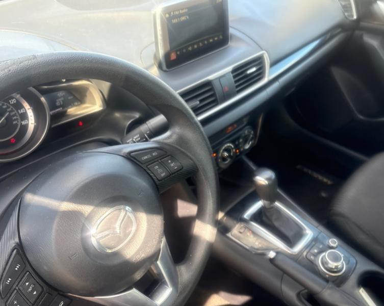 Mazda MAZDA3 i Sport 2016