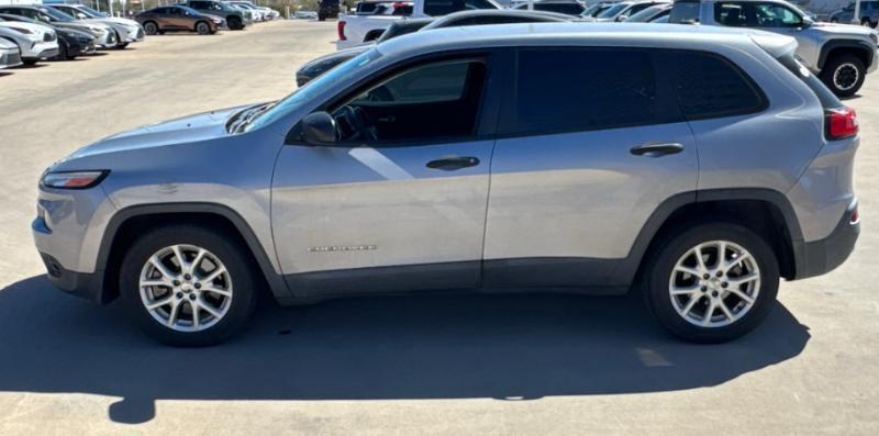 Jeep Cherokee Sport FWD 2014