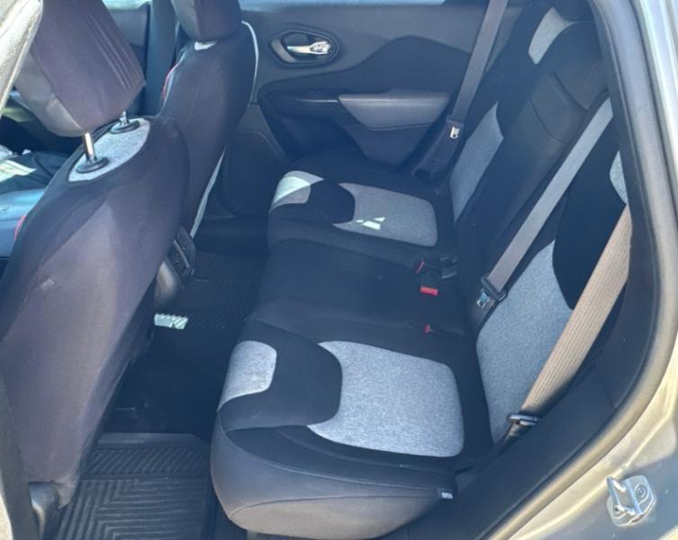 Jeep Cherokee Sport FWD 2014