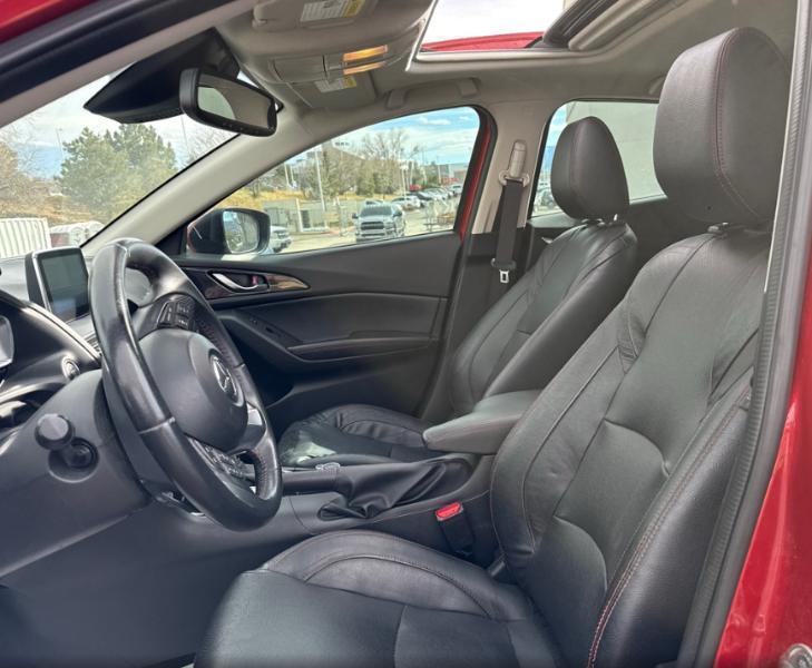 Mazda MAZDA3 s Grand Touring AT 5-Door 2015