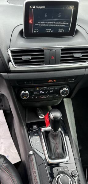Mazda MAZDA3 s Grand Touring AT 5-Door 2015