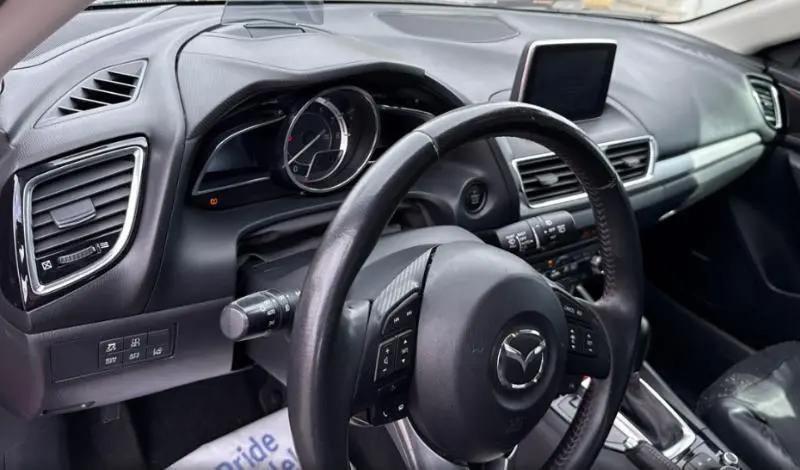 Mazda MAZDA3 s Grand Touring AT 5-Door 2015