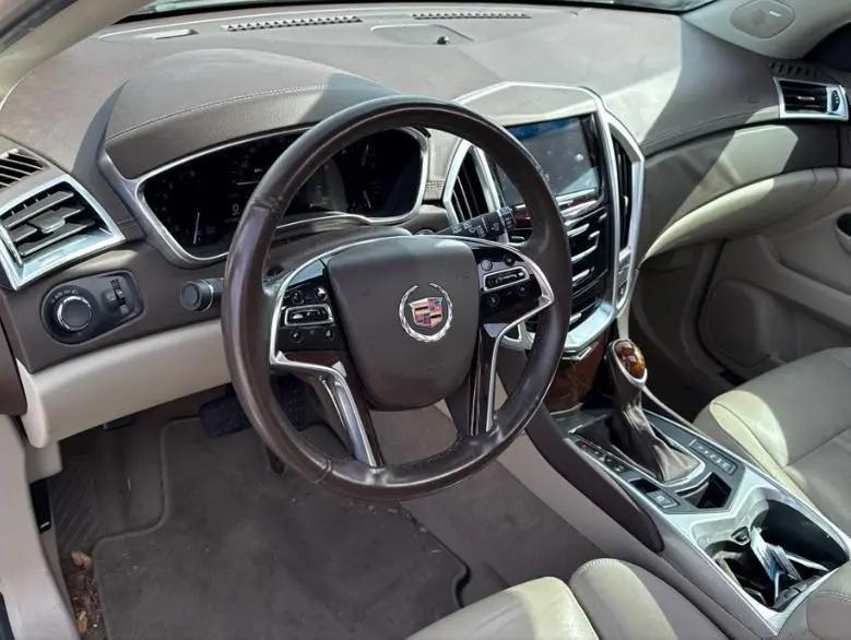 Cadillac SRX Luxury Collection FWD 2016