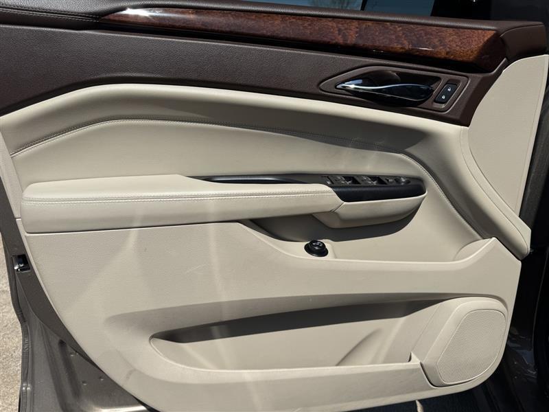 Cadillac SRX Luxury Collection FWD 2016