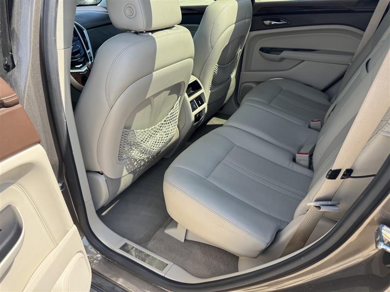 Cadillac SRX Luxury Collection FWD 2016