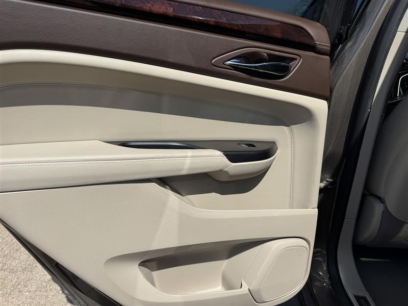 Cadillac SRX Luxury Collection FWD 2016