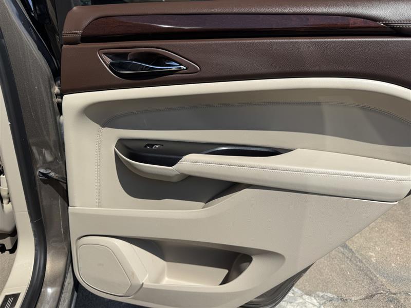 Cadillac SRX Luxury Collection FWD 2016