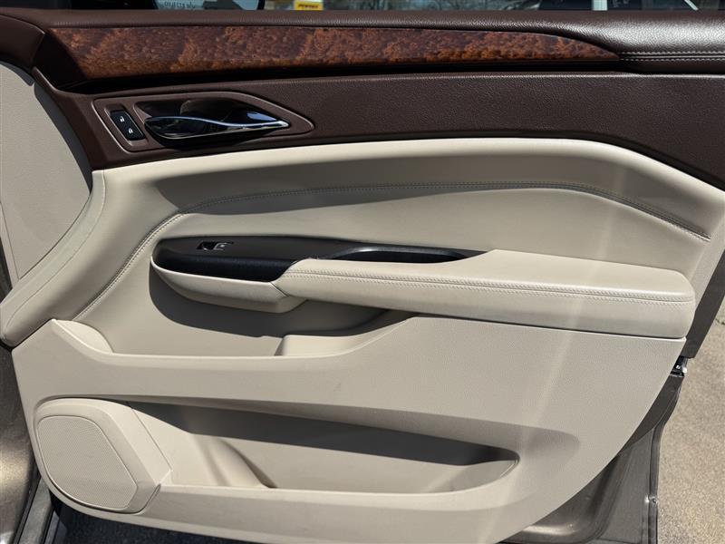 Cadillac SRX Luxury Collection FWD 2016