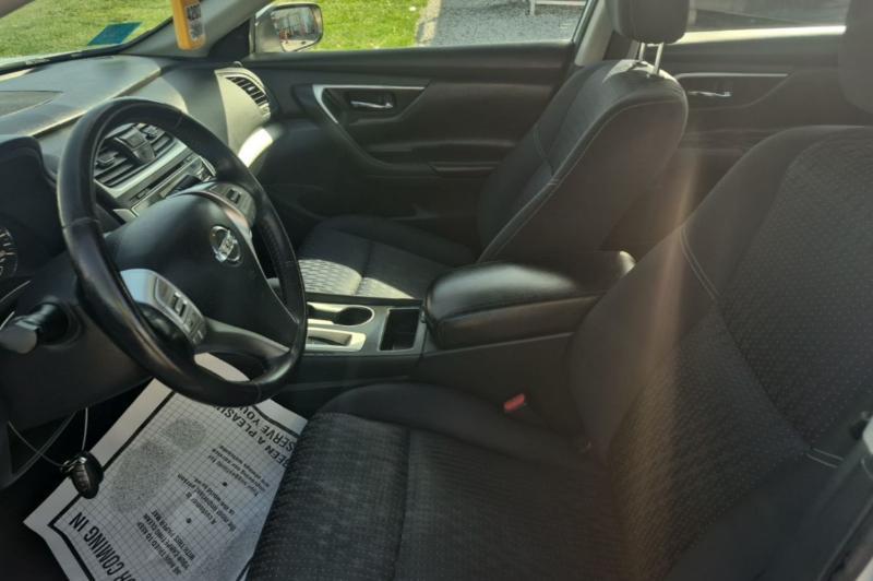 Nissan Altima 2.5 SV 2017