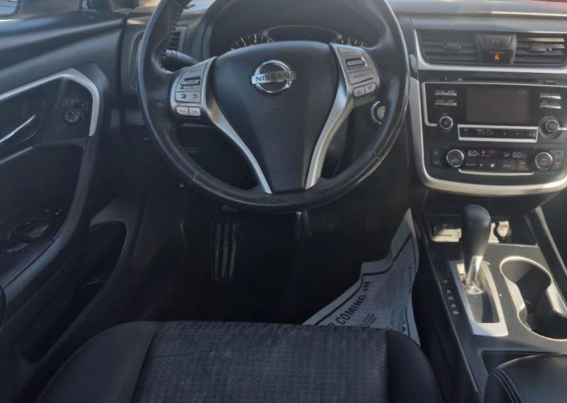 Nissan Altima 2.5 SV 2017
