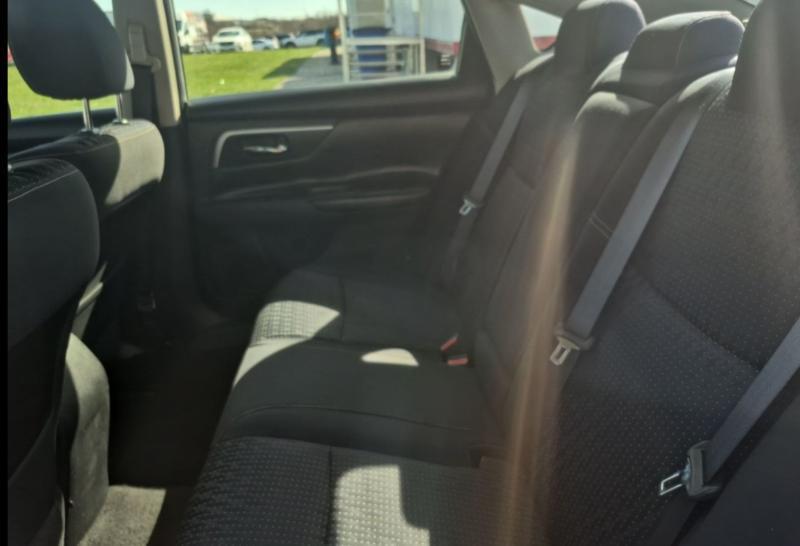 Nissan Altima 2.5 SV 2017