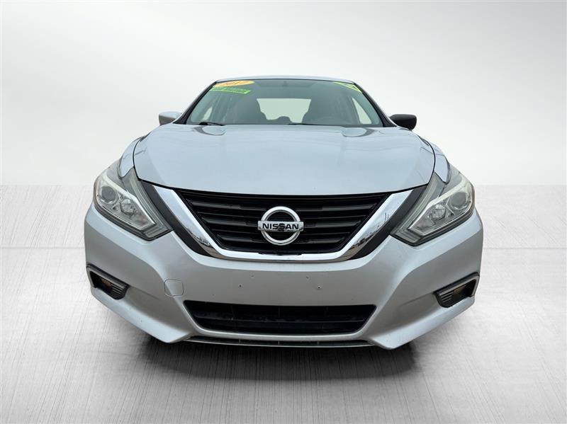 Nissan Altima 2.5 SV 2017