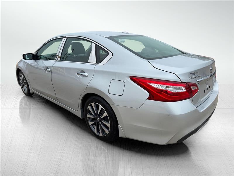 Nissan Altima 2.5 SV 2017