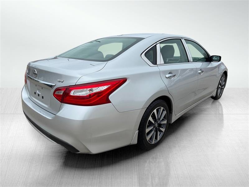 Nissan Altima 2.5 SV 2017