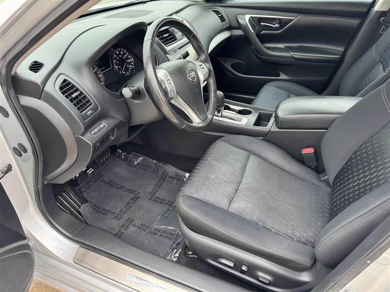 Nissan Altima 2.5 SV 2017