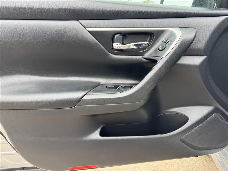 Nissan Altima 2.5 SV 2017