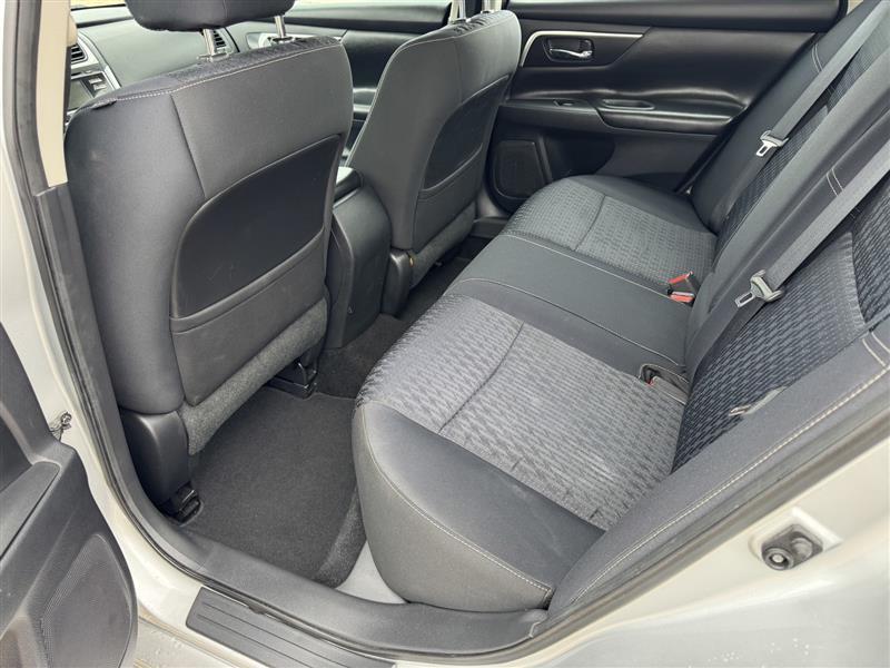 Nissan Altima 2.5 SV 2017