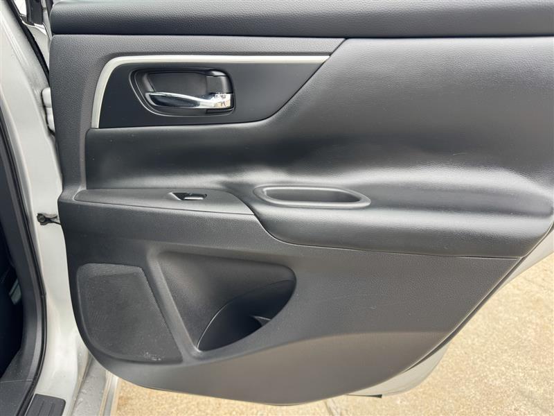 Nissan Altima 2.5 SV 2017