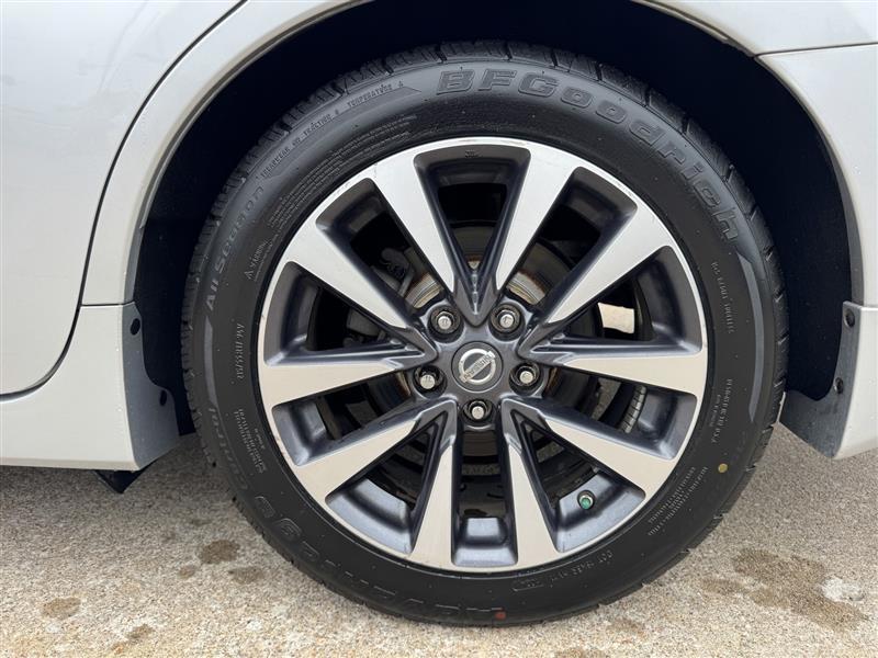 Nissan Altima 2.5 SV 2017