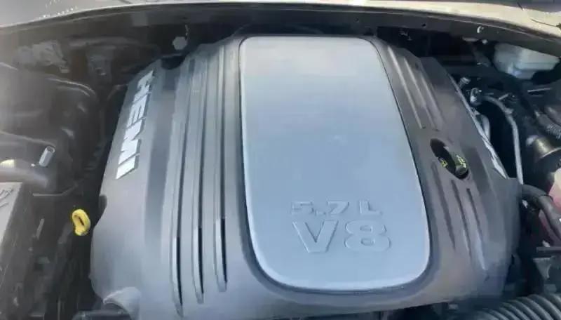 Chrysler 300 C AWD 2013