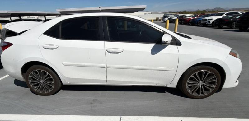 Toyota Corolla  2015