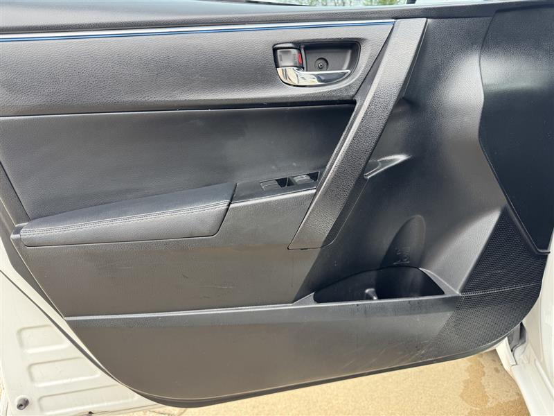 Toyota Corolla  2015