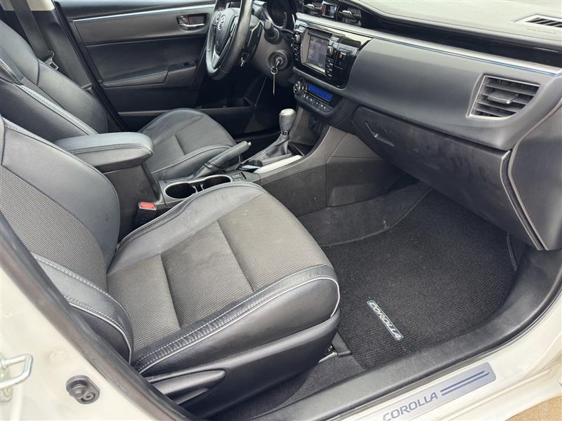 Toyota Corolla  2015