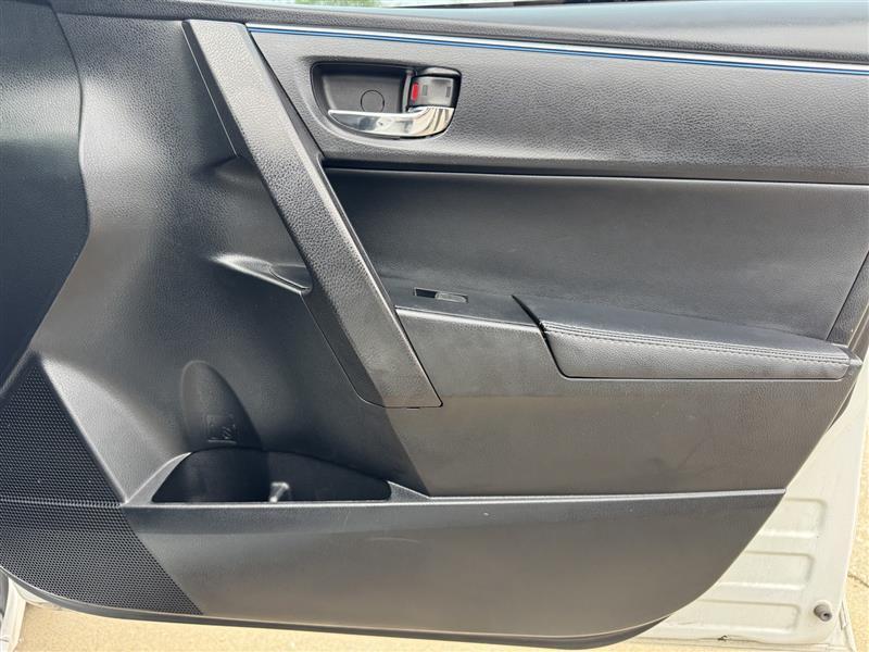 Toyota Corolla  2015