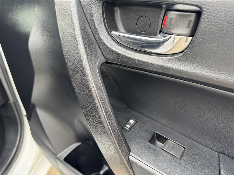 Toyota Corolla  2015