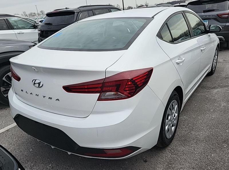 Hyundai Elantra SE 2020