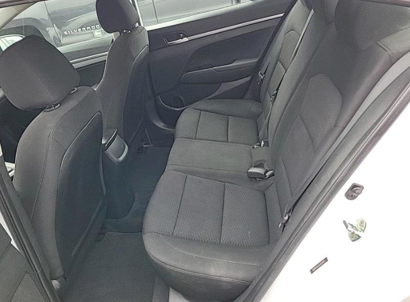 Hyundai Elantra SE 2020