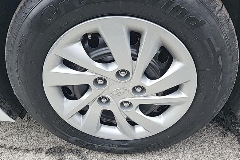 Hyundai Elantra SE 2020