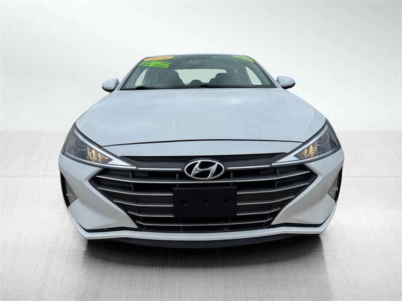 Hyundai Elantra SE 2020